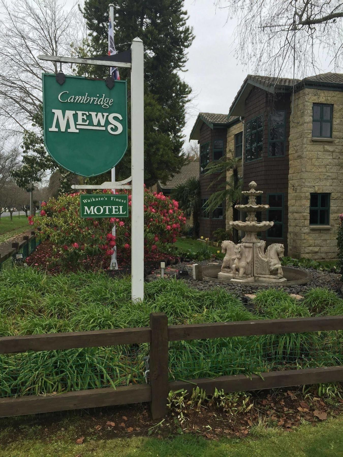 Cambridge Mews Motel Εξωτερικό φωτογραφία