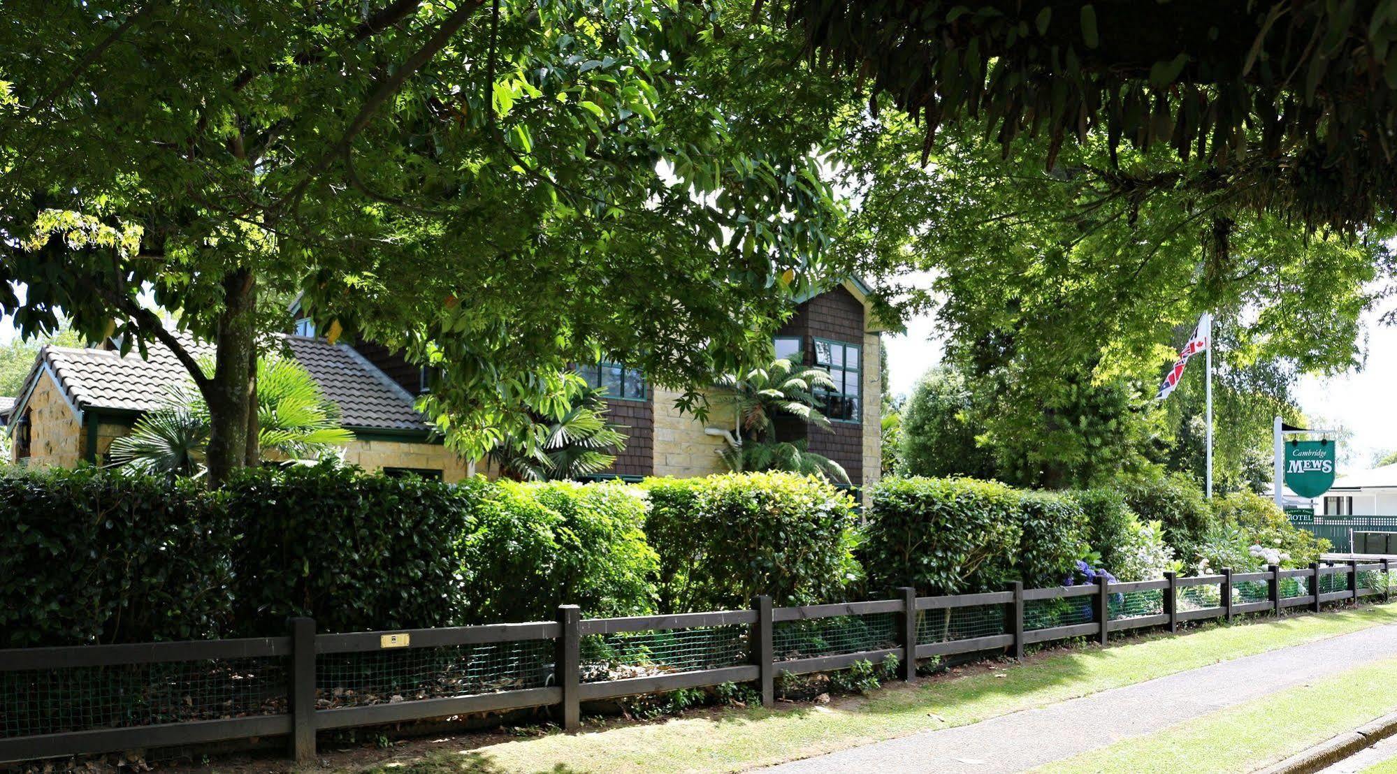 Cambridge Mews Motel Εξωτερικό φωτογραφία