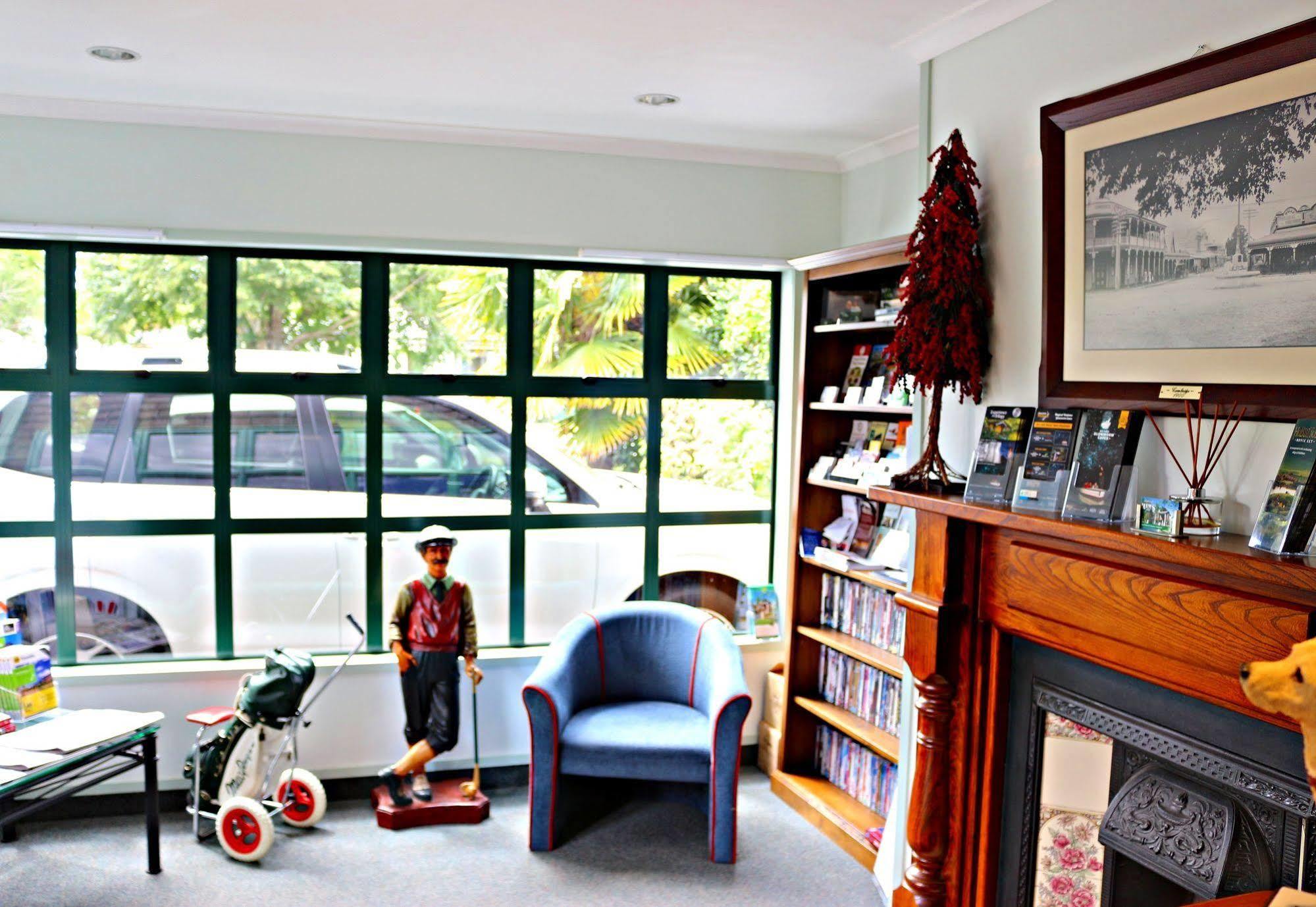Cambridge Mews Motel Εξωτερικό φωτογραφία